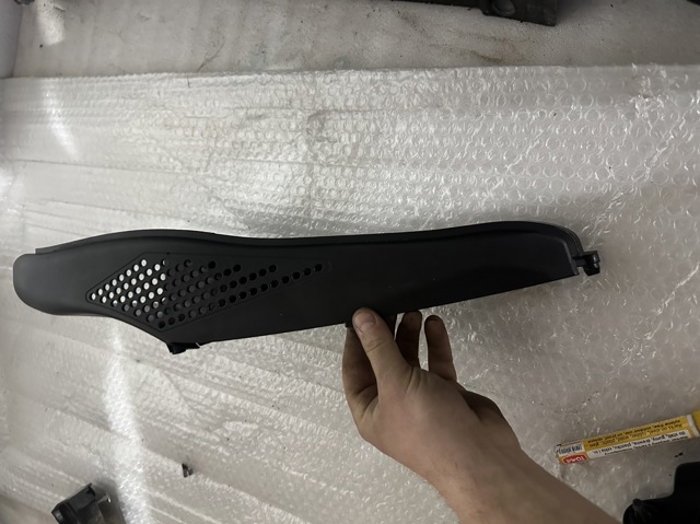 8W0129618F VAG Впускной патрубок воздушного фильтра купить в Полтава