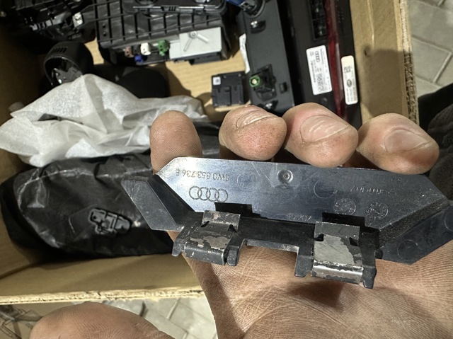 8W0853736E2ZZ купить Киев