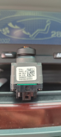 Камера заднего вида LR052028 LAND ROVER