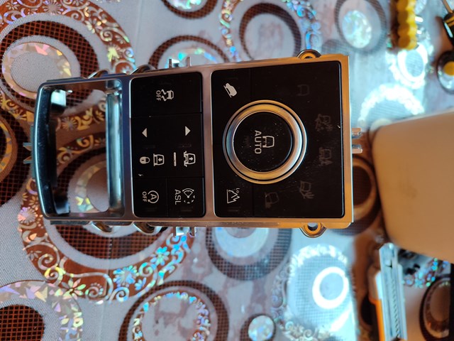 ЭБУ активной подвески LR080242 LAND ROVER