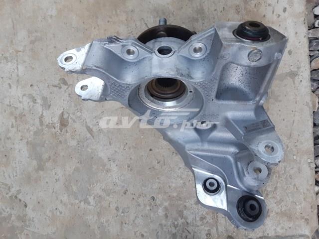Цапфа (поворотный кулак) задний правый LR087649 LAND ROVER