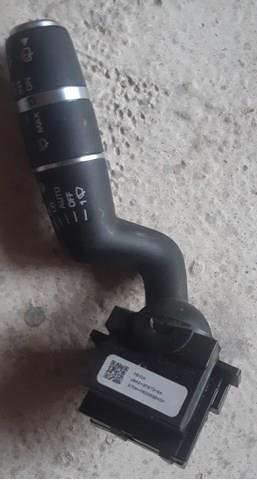 Правый подрулевой переключатель  LR090990 LAND ROVER
