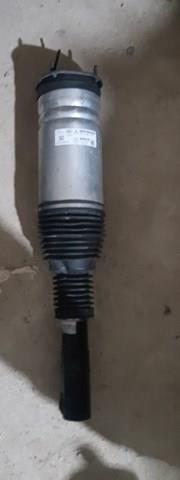 Стойка передняя левая LR123712 LAND ROVER
