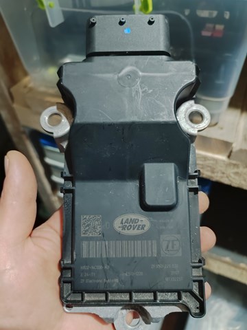 Блок управления акпп LR125943 LAND ROVER