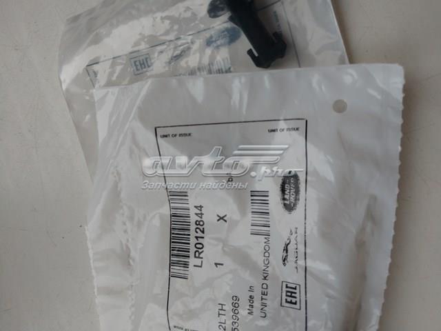 Клип крепления бампера, переднего LR012844 LAND ROVER