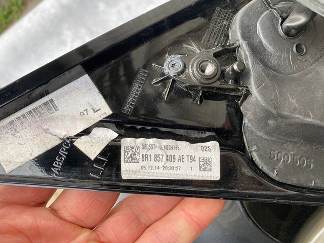 8R1857409 VAG Зеркало заднего вида левое купить в Ирпень