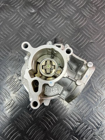 06K145100CB Вакуумный насос купить Запорожье