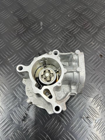 VAG 06K145100CB Вакуумный насос в наличии Николаев