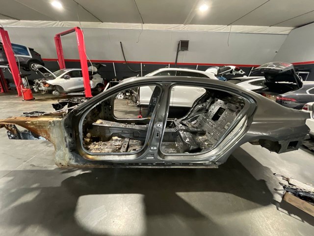BMW 41007413247 Проем передней левой двери в наличии Павлоград