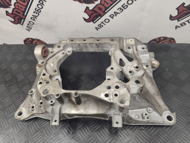 Крепление кпп 4M0399263P VAG
