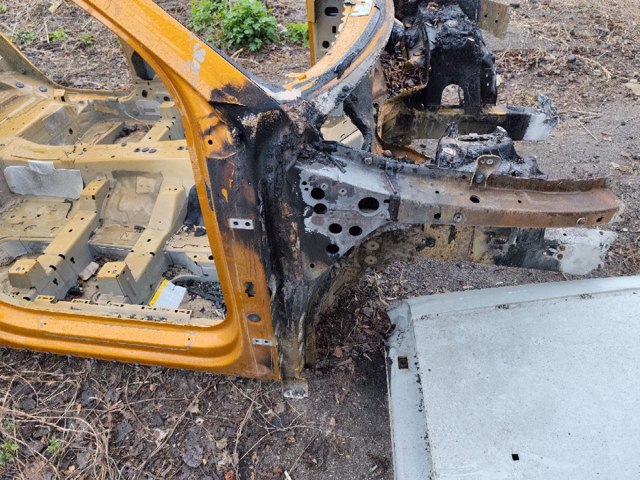 Арка крыла переднего правого 4M0805152 VAG