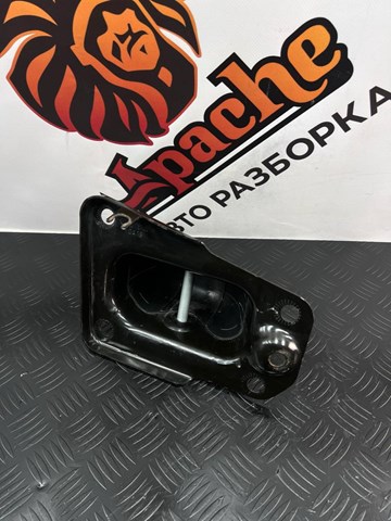 5QM505129 Кронштейн передний заднего продольного рычага купить Черновцы