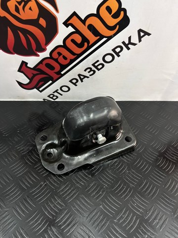 Кронштейн передний заднего продольного рычага 5QM505129 VAG