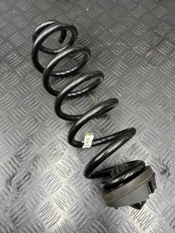 Пружина подвески задняя 8W0511115EB VAG