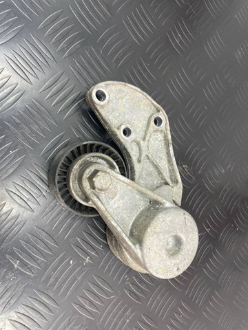 Натяжная планка поликлинового ремня Порше Кайен