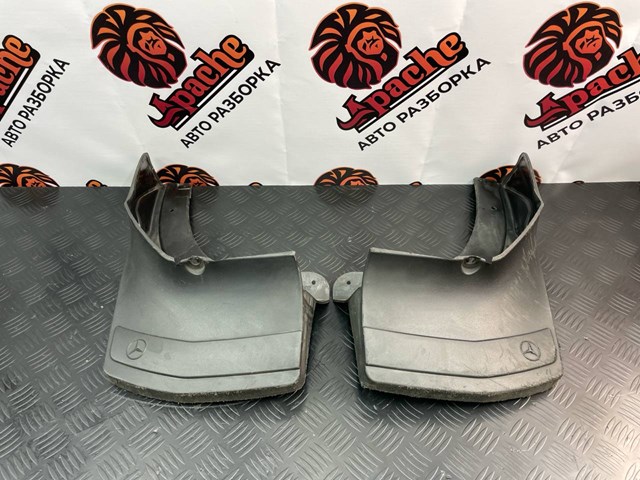 Комплект задних брызговиков A1668900378 MERCEDES