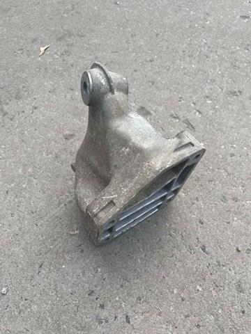 A6422236304 MERCEDES Кронштейн подушки (опоры) двигателя левой купить в Житомир
