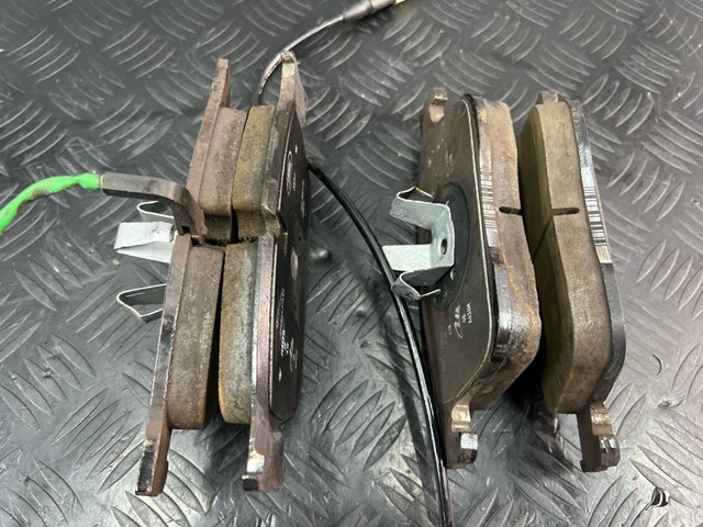 Колодки передние J9D1199 JAGUAR