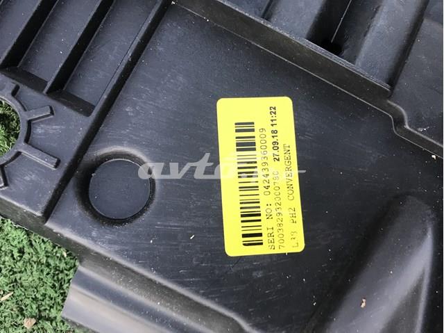 RENAULT 622359780R Шумоизоляция капота в наличии Тернополь