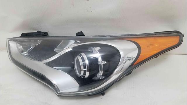 Фара дальнего света в сборе 921012V000 HYUNDAI