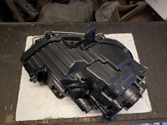 92101K2070 HYUNDAI Левая фара купить в Хмельницкий