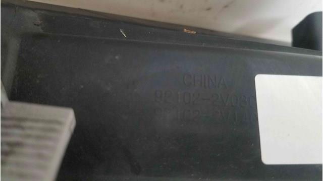 HYUNDAI 921022V000 Правая фара в наличии Ровно