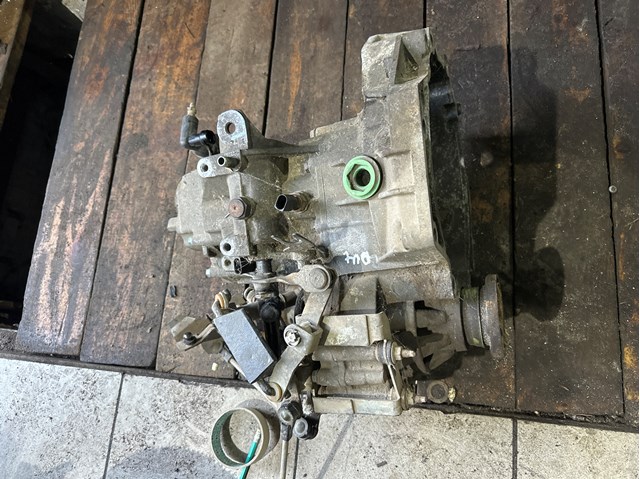 Ручная коробка передач 02K300049B VAG