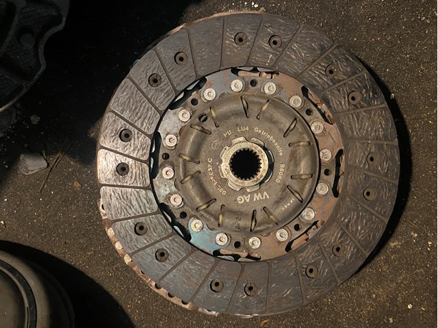 Диск сцепления 03L141032C VAG