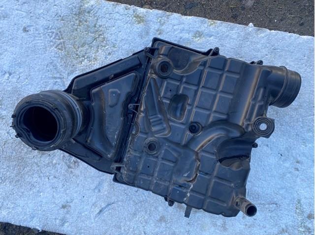 VAG 04C129620A Воздушный фильтр в наличии Киев