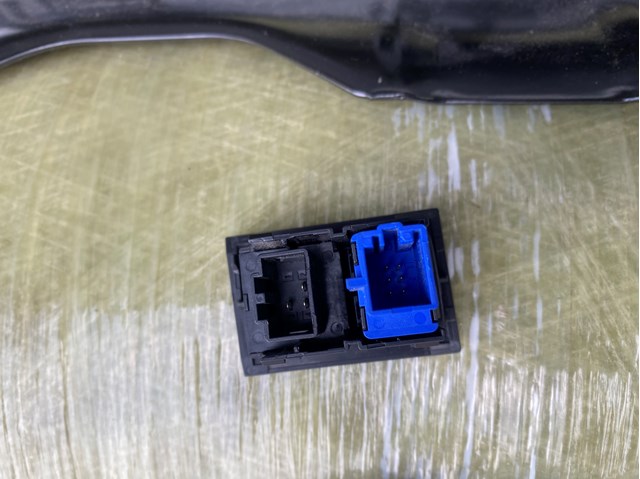 VAG 5G1919225 в наличии Черновцы