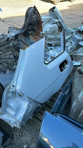 Кузовщина правая 5G9809844 VAG