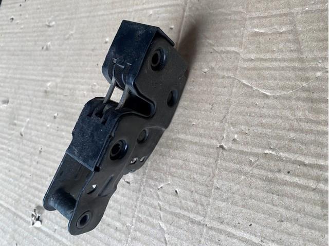 VAG 8K0823509D Замок капота в наличии Ровно