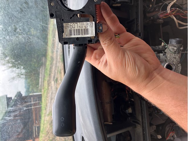 Переключатель подрулевой, левый 8L0953513 VAG