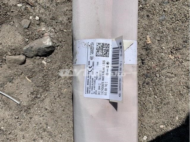 8V5880742C VAG Подушка безопасности (AIRBAG) шторка боковая правая купить в Чернигов