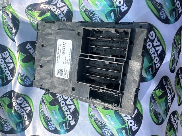 Компьютер бортовой 8W0907063CG VAG