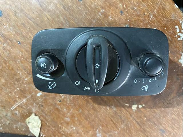Переключатель света фар на "торпедо" C1BT13A024DB FORD