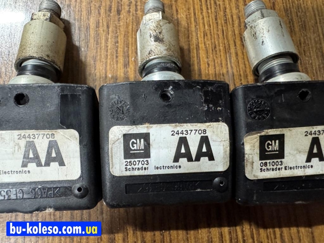 Датчик давления воздуха в шинах 24437708 GM
