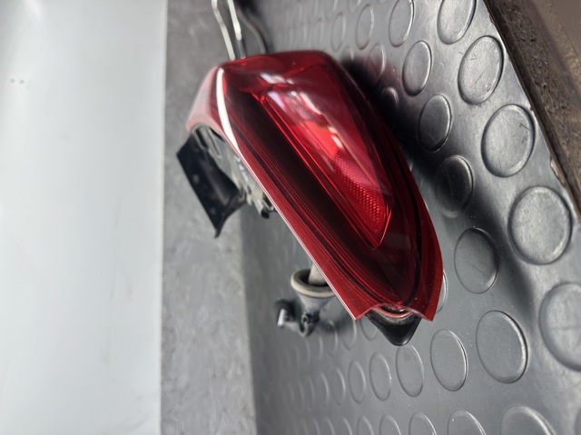92401J9100 HYUNDAI Фонарь задний левый внешний купить в Ровно