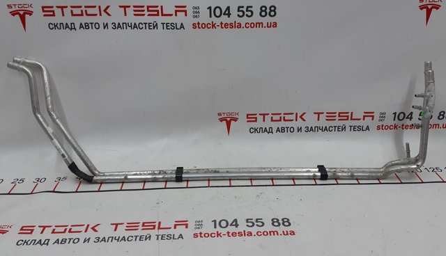 102861600A Tesla