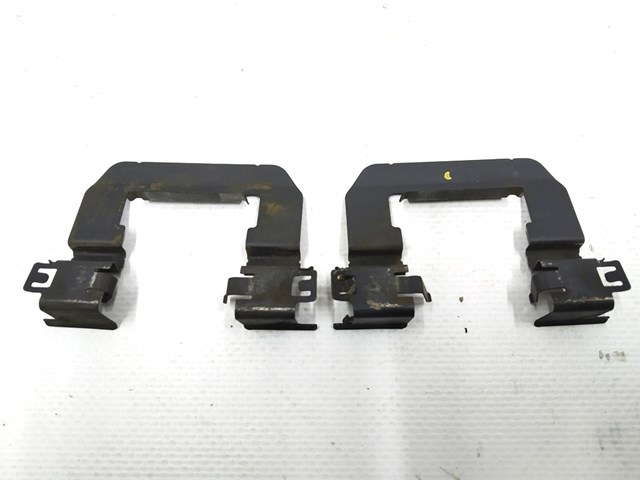 3 пружины колодок тормозных стояночных задних (комплект 2 штуки) tesla model x 1068331-00-b 1068331-00-B