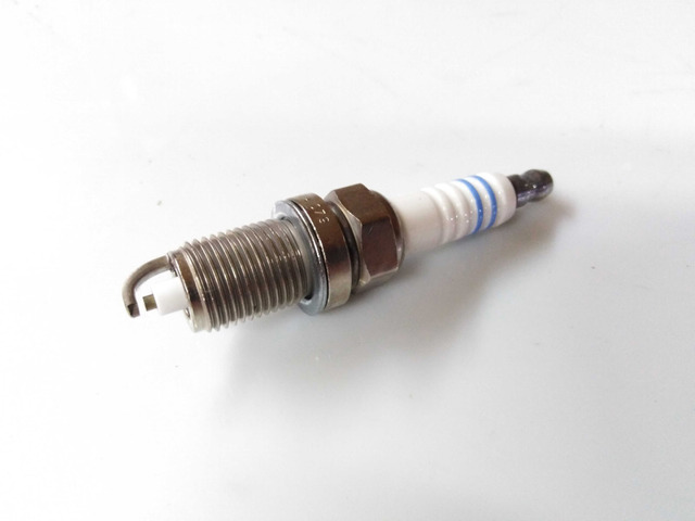 Свеча Сеат Кордоба