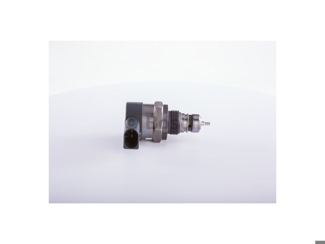 Регулятор давления топлива в топливной рейке 0281006074 BOSCH