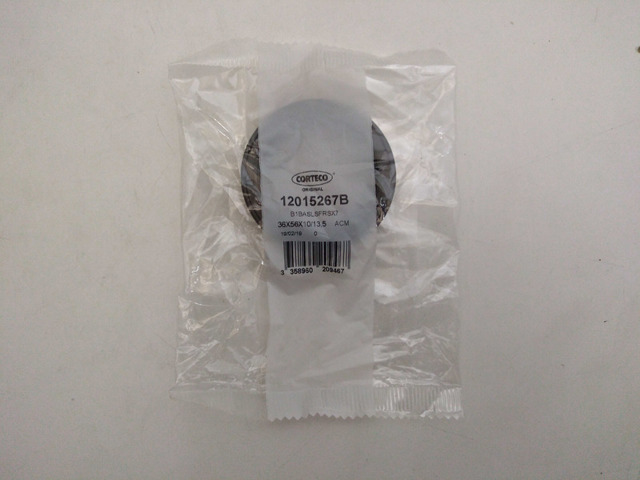 Сальник левой полуоси переднего моста 12015267B CORTECO