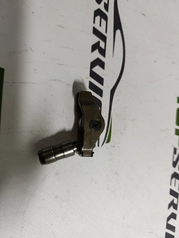  Коромысло клапана 241704A001 HYUNDAI