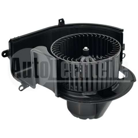 Электродвигатели (электродвигатель отопителя) или розетка прицепа штепсельная 7006404 AUTOTECHTEILE