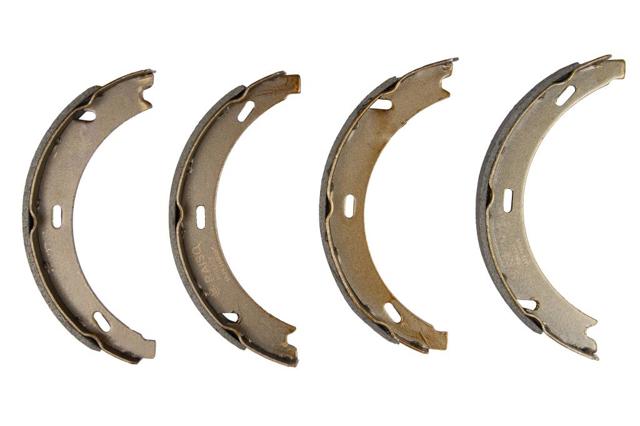 Колодки ручника Мерседес-бенц СЛК