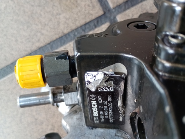 Насос топливный высокого давления (ТНВД) 0445010355 BOSCH