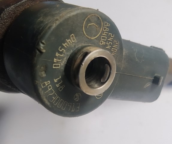 Форсунка дизельная в сборе 0445110118 BOSCH