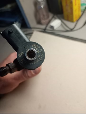 BOSCH 0445110524 Форсунка впрыска топлива в наличии Полтава
