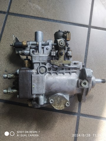 Насос топливный высокого давления (ТНВД) 0460484101 BOSCH